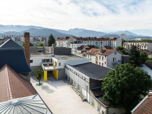 college-les-charmilles-grenoble
