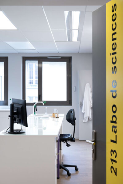 college-les-charmilles-grenoble